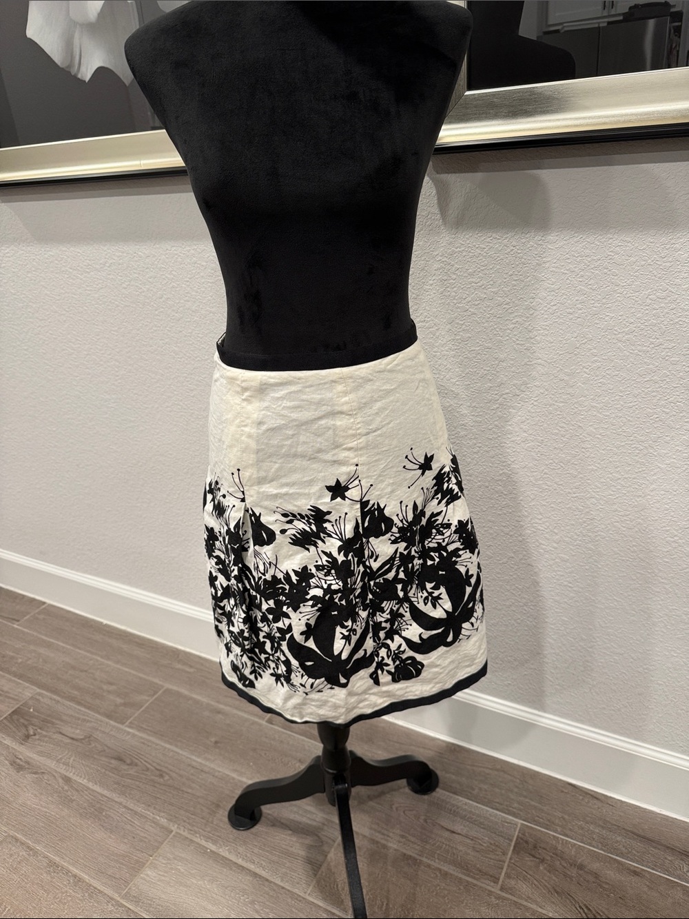 LOFT White Mini Skirt with Black Floral Border